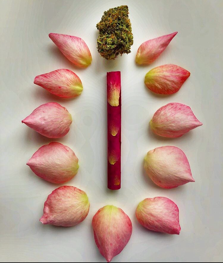 Elevate Your Smoking Session with Organic 2g Rose Petal Blunts